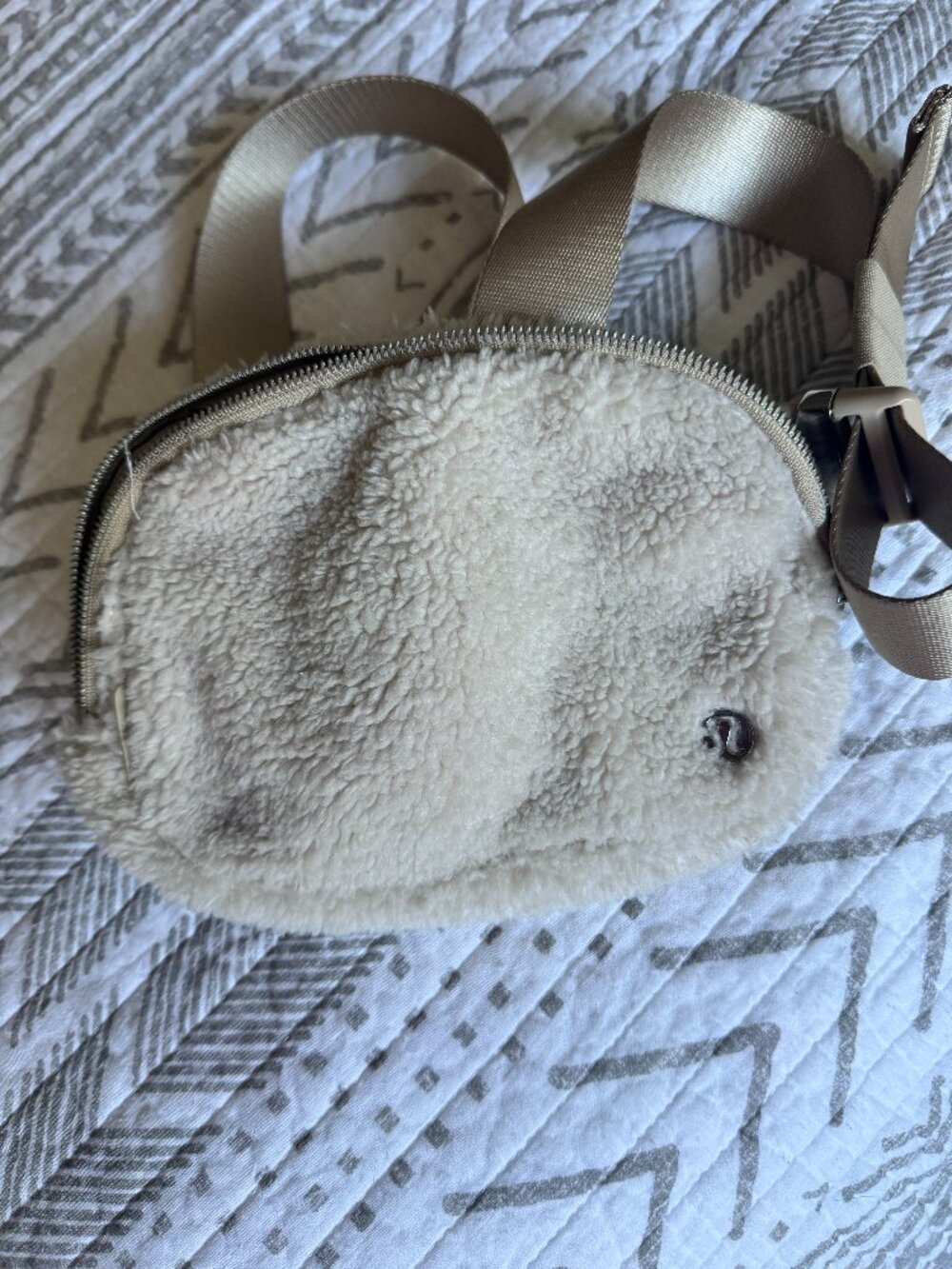 Lululemon Sherpa Everywhere Belt Bag Cream Fleece Crossbody